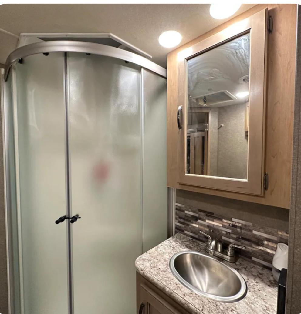 Private Cozy R/V , For Your Enjoyment Tamiami Exterior photo